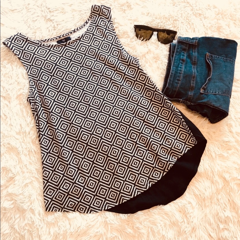 Navy and White Gap Chevron Tank